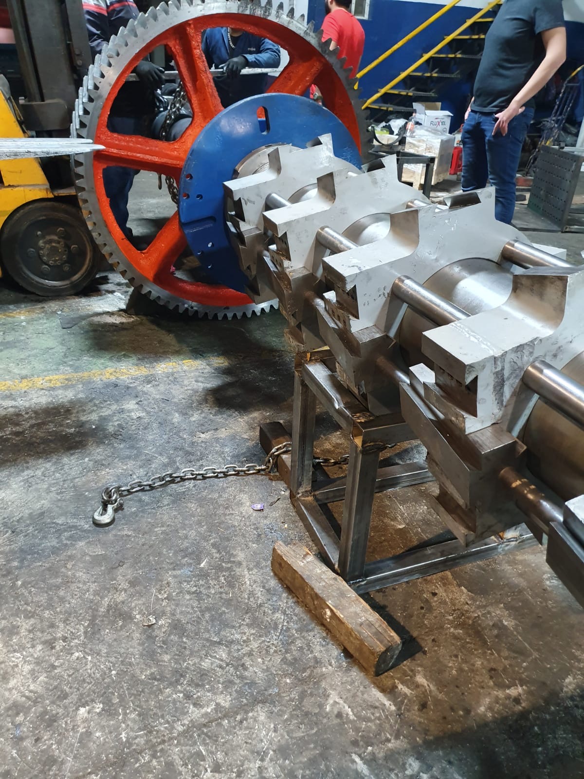Ensamble de engranes y flechas fabricadas en acero